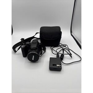 Nikon Coolpix P100 10MP Bridge Camera 26x Zoom Complete Set Up